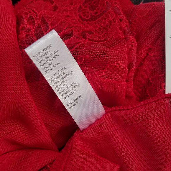 NWT MARILYN MONROE Crimson Red Deep V-neck Lace Bodysuit. - Picture 6 of 8